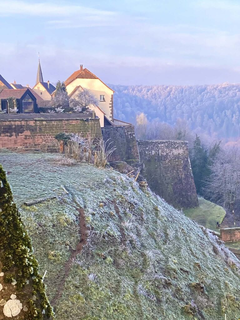 Le cocon sur les remparts gelés